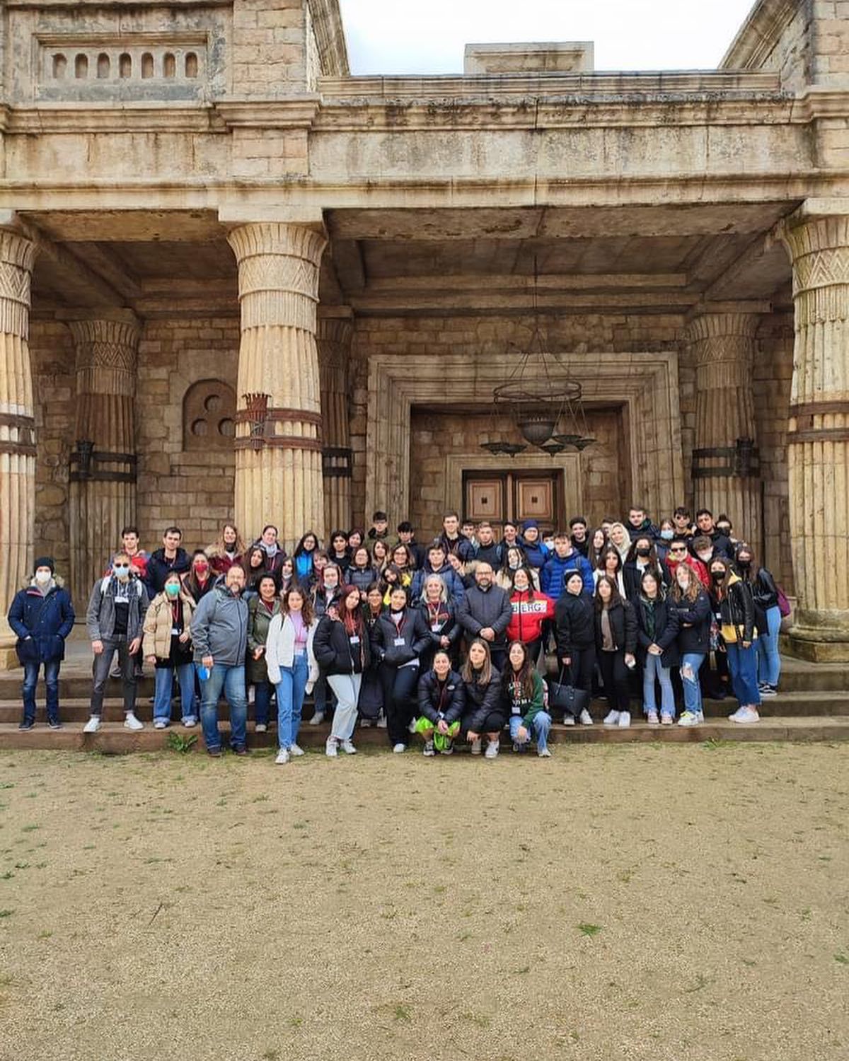 İtalyadaki Erasmus+ öğrencilerimiz gezilerine devam ediyor. Campania şehrindeki Caserta Sarayını ve Romadaki Cinecitta Sinema Müzesini ziyaret ettil